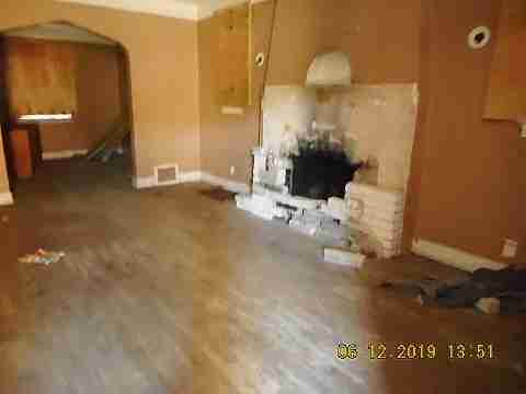 12839 Kilbourne (7)_m.jpg